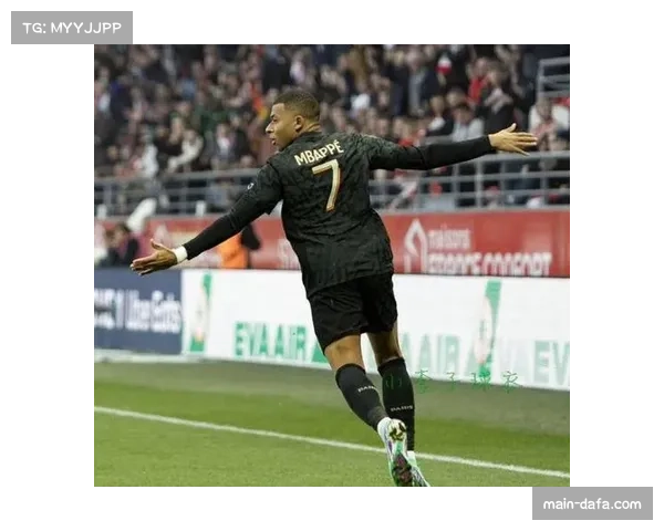 姆巴佩赛场风暴：进球激情与关键传球背后的战术思索