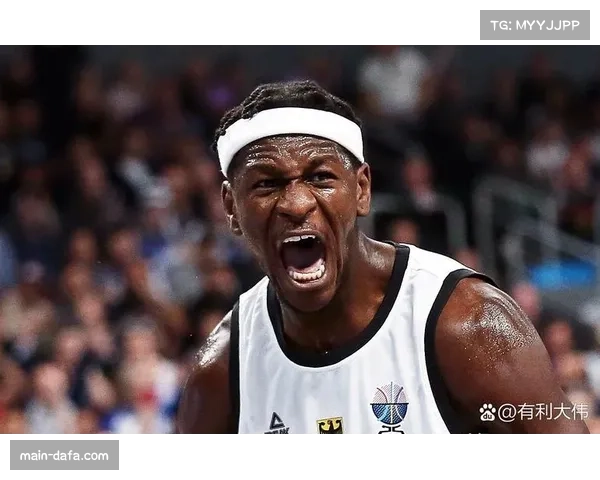 奇才防守端走神老毛病难改,年轻球员防守专注度需培养 奇才防守端走神老毛病难改,年轻球员防守专注度需培养